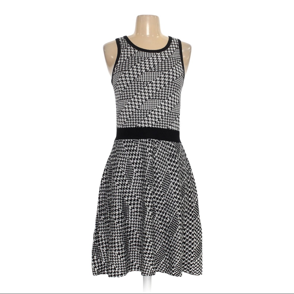 41 Hawthorn Dress Black / White Size Small NWT